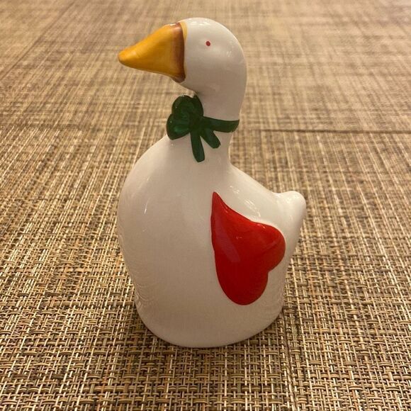Vintage Christmas Duck Goose Red Hearts Green Bow Bell with Clapper - Picture 1 of 9